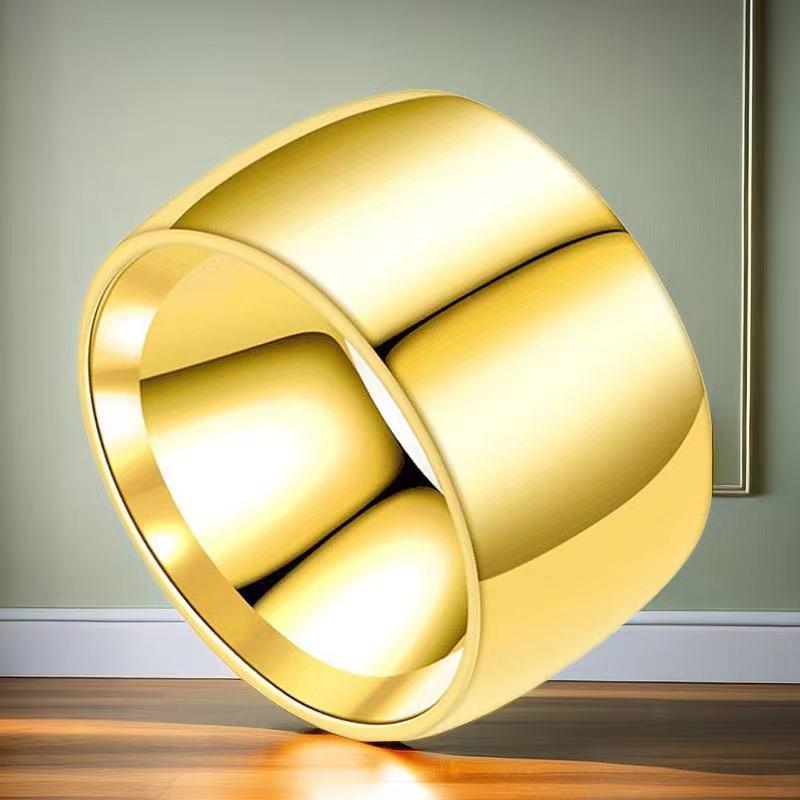 High-End Light Luxury Stainless Steel Ring for Women - Non-Fading, French Design with Titanium Finish.