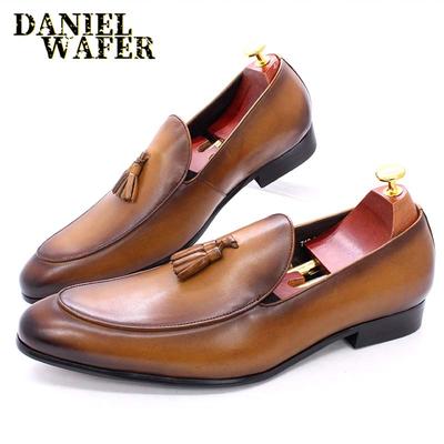 Mode Luxus Italienische Slipper Herrenschuhe Mode Handgefertigt Slipper mit Quasten Hochzeit Büroschuhe Causal Slipper Schuhe für Herren