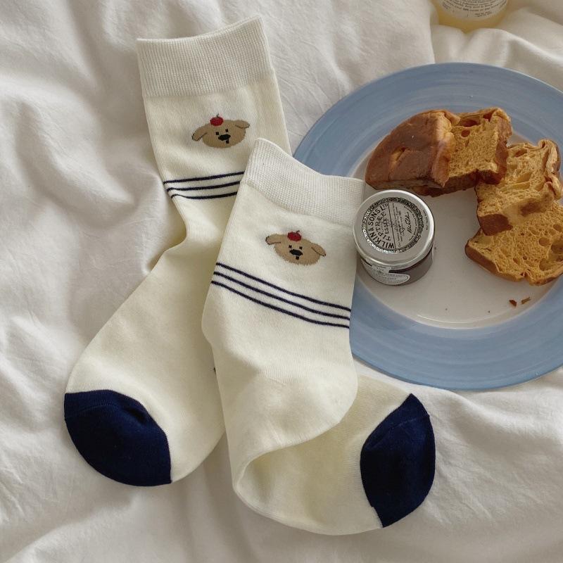 Ladies Spring and Autumn Cartoon Bear Cute Striped College Wind Tube Socks