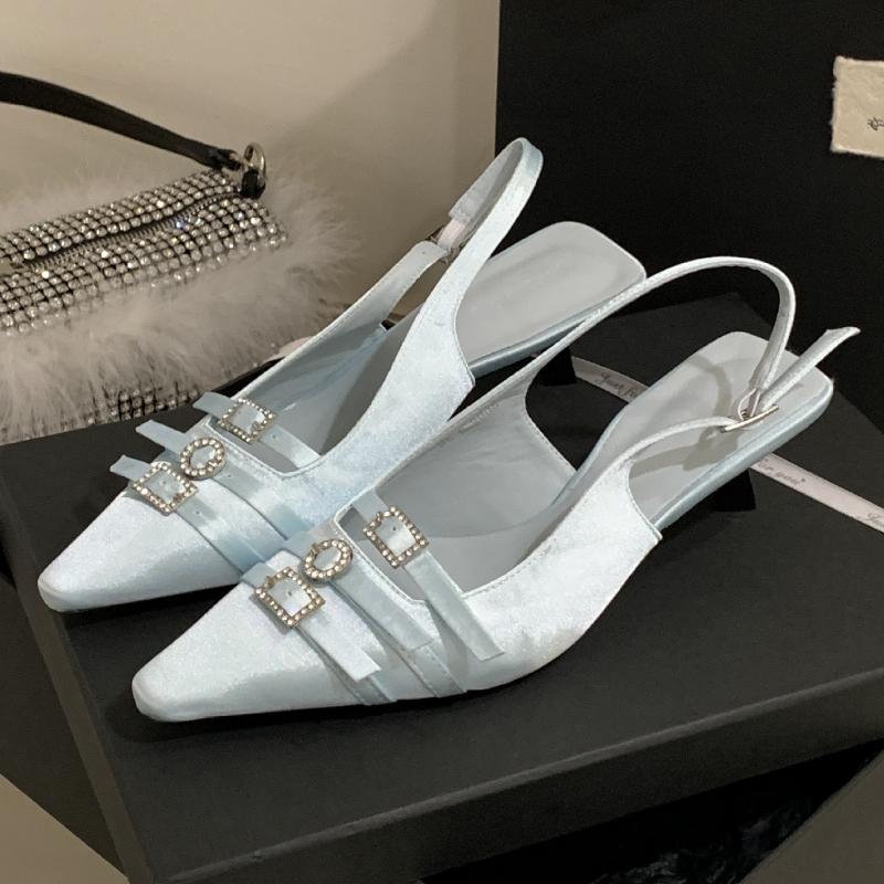 Fashion Luxury Crystal Buckle Kitten Heel Design Brand Pumps Women Fashion Pointed Toe Narrow Band Dress Shoe Elegant Wedding Bride Shoe