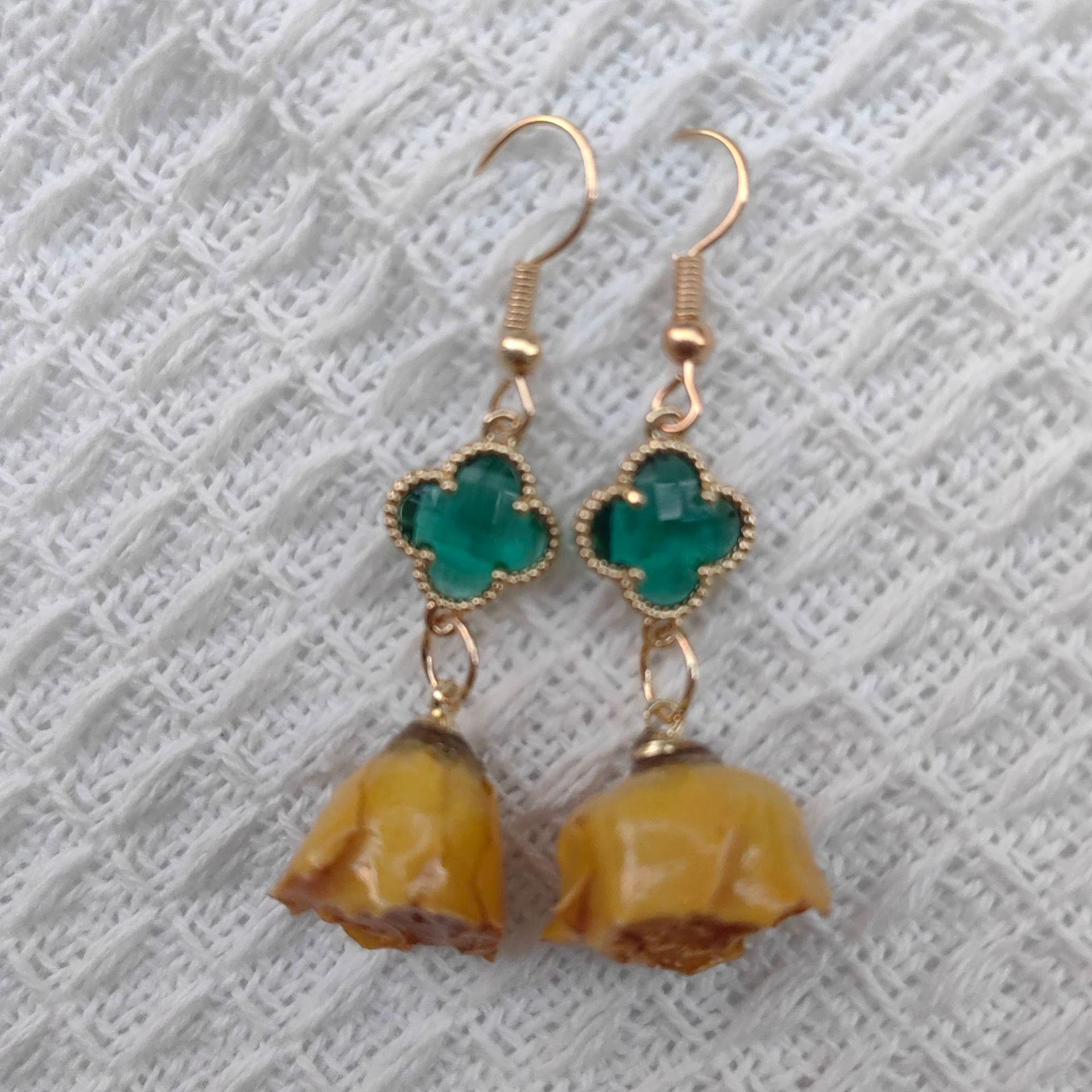 Forest-Inspired Flower Ear Hooks for Women - Luxurious Retro Hong Kong Style Rose Earrings