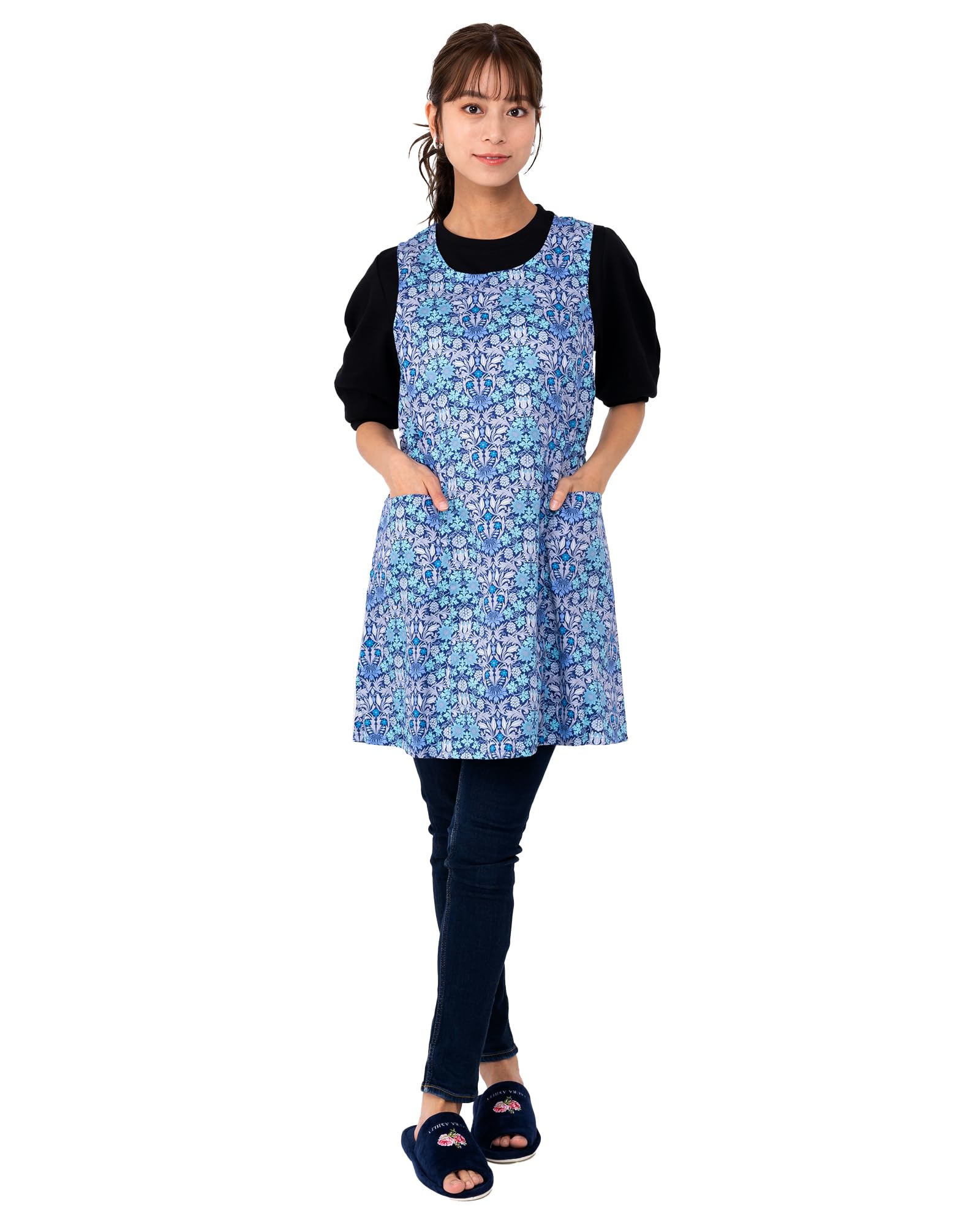 

LIBERTY Floral Scandinavian FREE [NAIGAI] Apron, Stylish, Water-Repellent, Pockets, Style, Tie-Back, Kitchen, Nursery, Women s, 70554006,