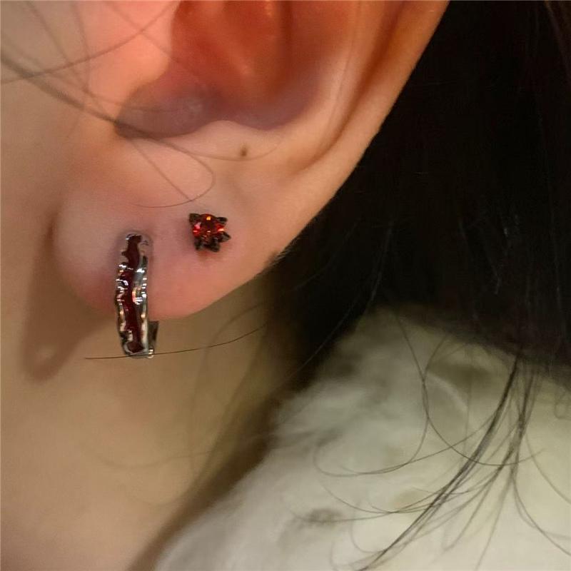 Gothic Punk Red Irregular Geometric Hoop Earrings For Men Women Fashion Hip Hop Street Grunge Party Halloween Rock Accessories