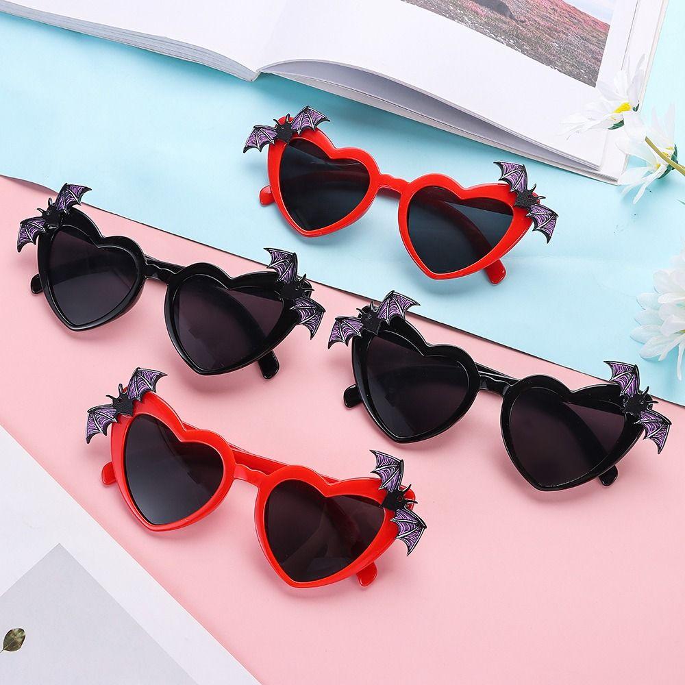 

Bat Wings Decor Heart Shaped Sunglasses Disco Party Decoration Halloween Costume Eyewear for Women
