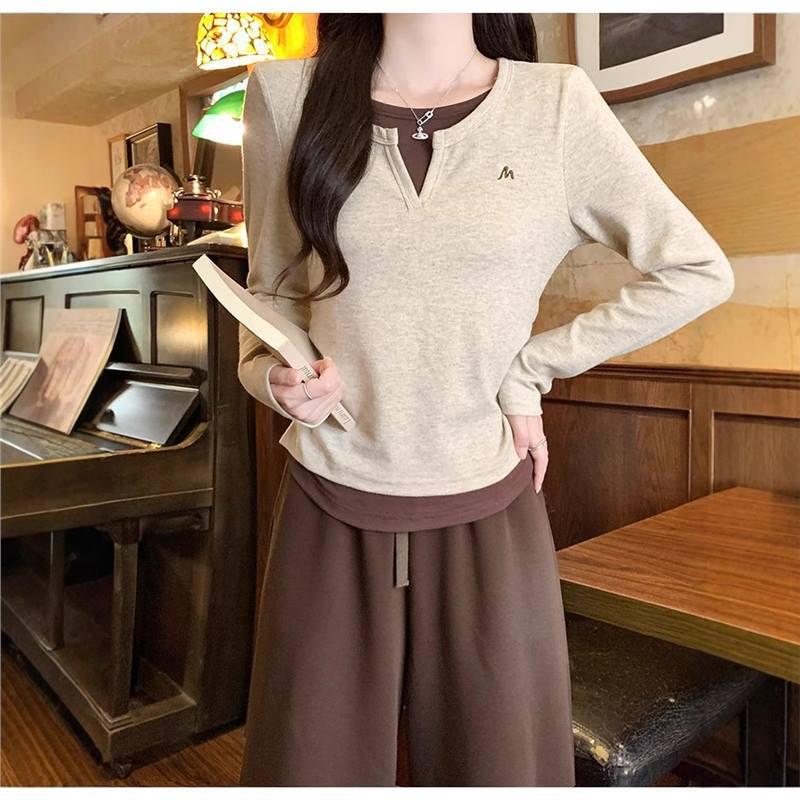 

2024 Autumn/Winter Women s High-End Color Block Long-Sleeve Base Layer T-Shirt Medium