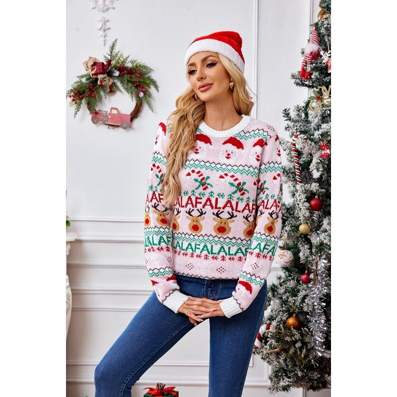 Женский розовый свитер с милой вязкой — фото 6