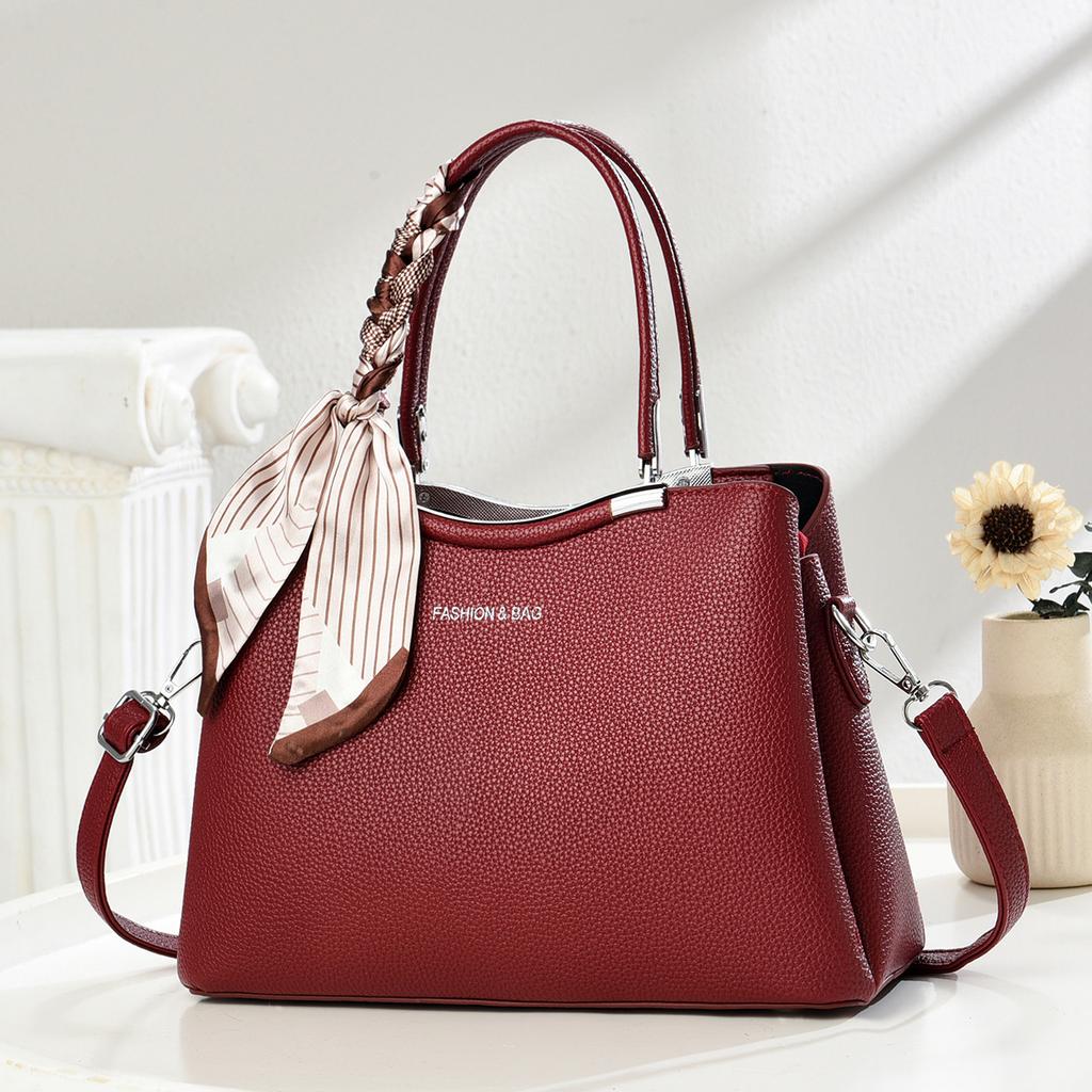 Nova bolsa de ombro transversal leve de luxo de alta qualidade com grande capacidade, macia, durável, fashion, requintada, leve, para deslocamentos, para atividades ao ar livre