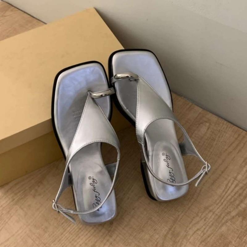 New Summer Sandals for Women Retro Thick-soled Shoes