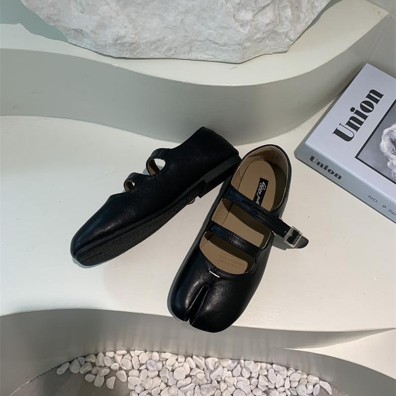 

Мода Bailamos 2025 Новые женские туфли-балетки с раздельным носком, Дизайнерские таби-ниндзя на низком каблуке, Легкая повседневная обувь, Женские лоферы на массивной подошве 40 чёрный