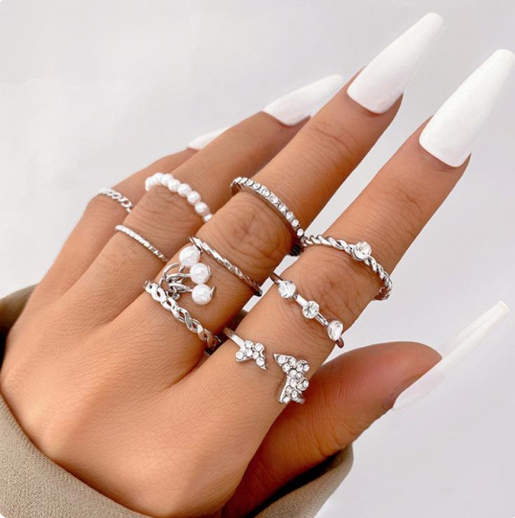 Vintage Hollow Butterfly Heart Ring Set for Women