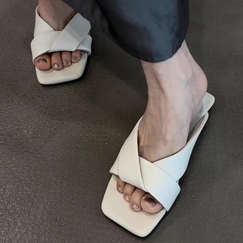 Sheepskin Version~ 2025 New Summer Wear French Skirt Cross with Cool Slippers Women's Flat Bottom Open-toed Lazy Half Drag