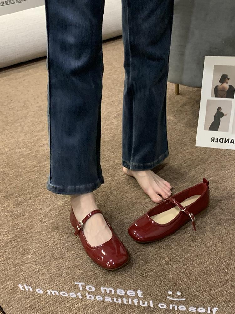 Fashion Flat shoes for women 2025 Spring and Autumn round toe French retro flat  solid color Mary Jane single shoe large size 42 43 44