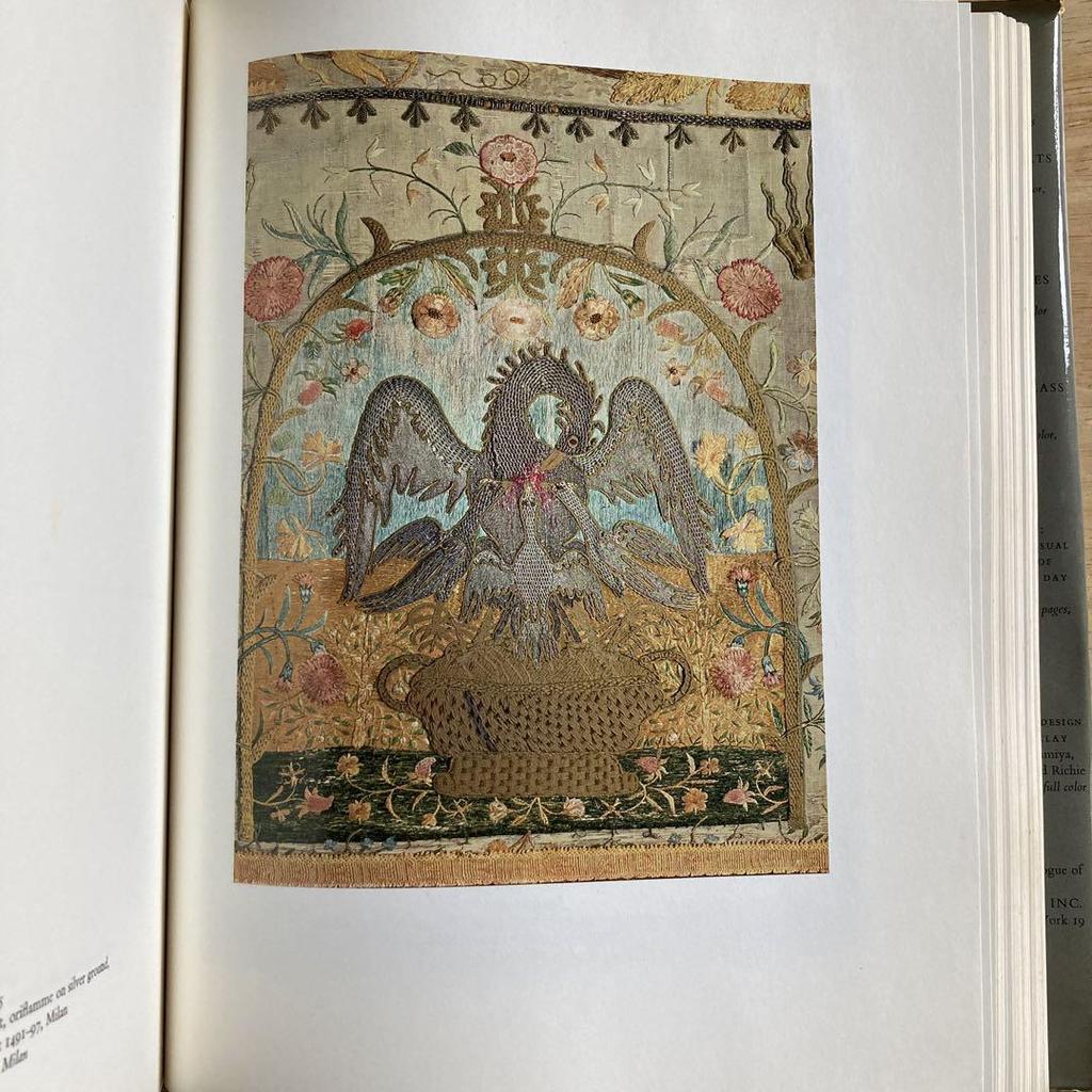 [USED] A TREASURY OF Great Italian Textiles