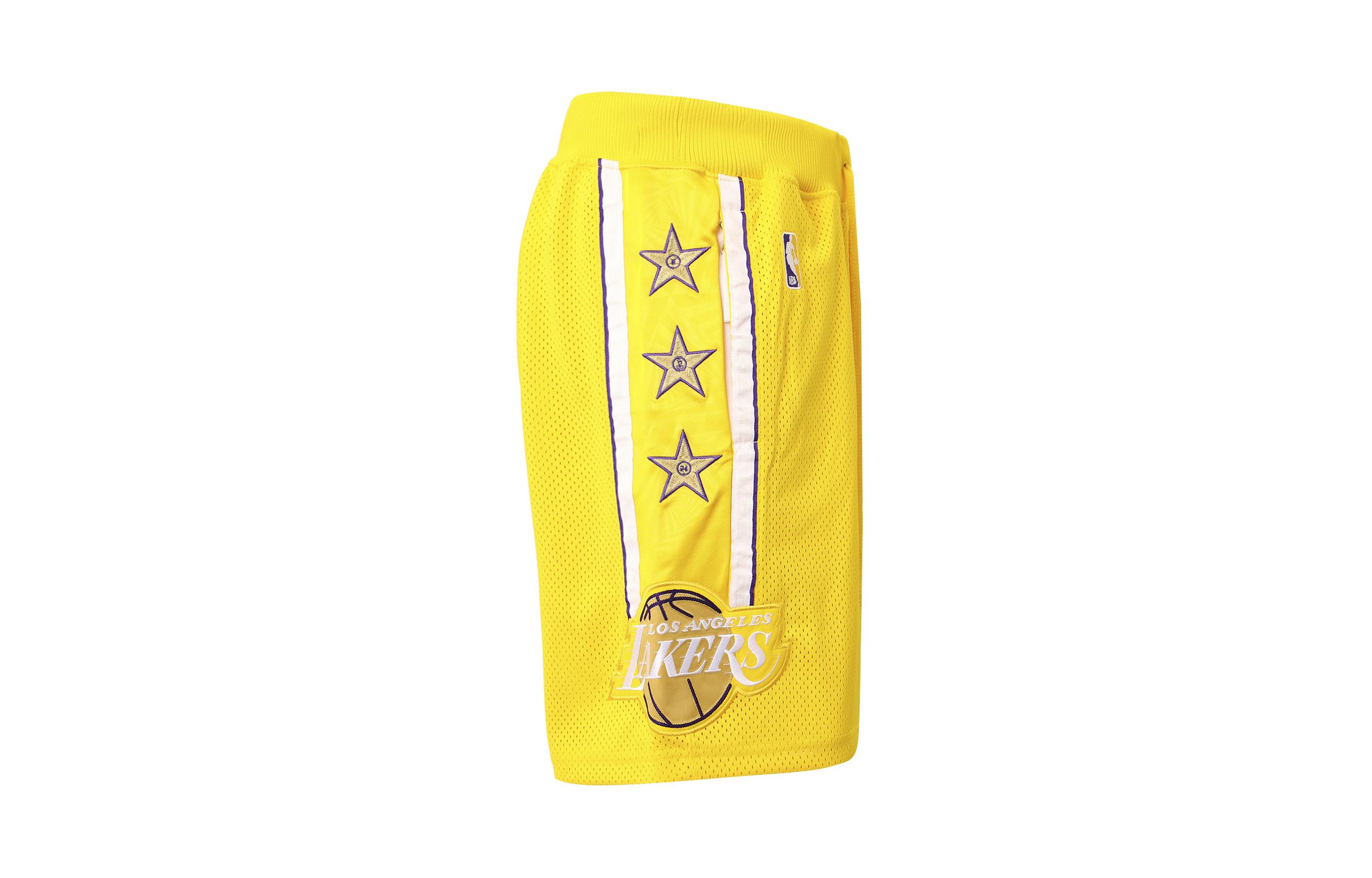 

Nike Basketball Shorts Men s Yellow CD2625-728 XL