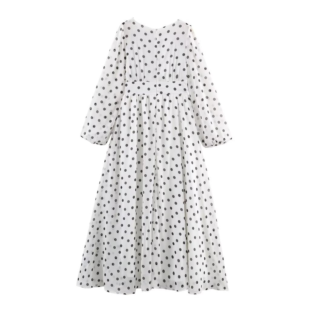 Europe, America, autumn and winter new women's clothing fashion temperament design sense polka dot waist retro dress