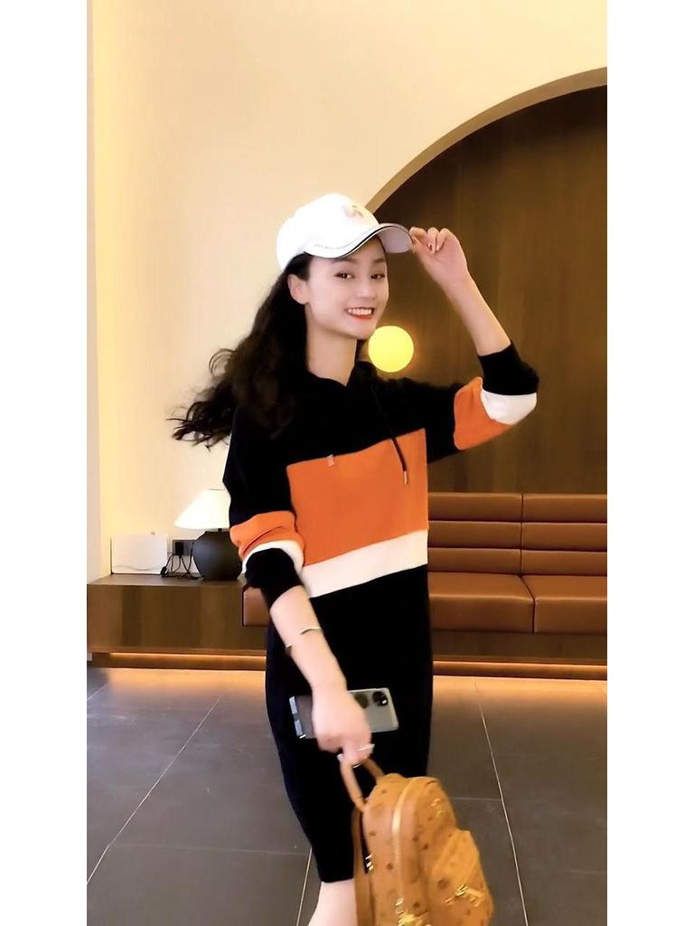 Dámské mikinové šaty s kapucí v korejském stylu - Středně dlouhé, Slim fit, Velká velikost, Trend podzim/zima