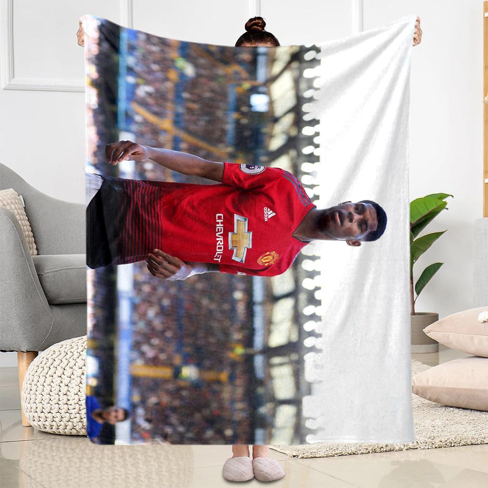 Manchester United's Rashford Applauds Fans Blanket Soft & Cozy Suitable for Bedding Couch Livingroom Four Seasons Multipurpose Modern Style