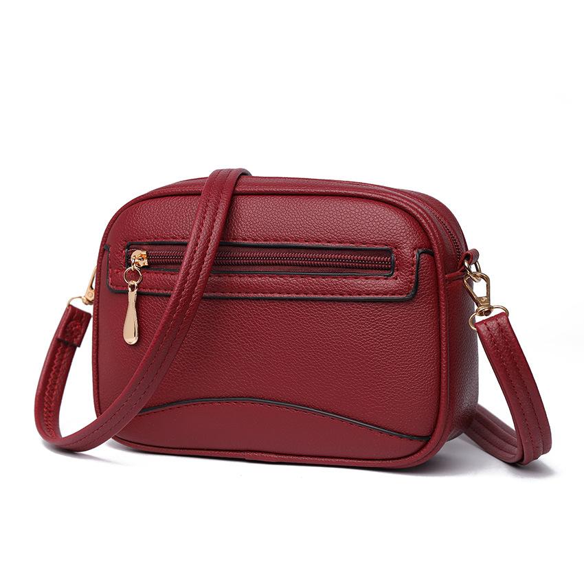 A Versatile and Trendy Small Square Bag for Women In Autumn, A Fashionable Phone Bag, and A Minimalist Leather Bag