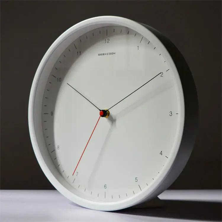 

Nordic Style Metal Wall Clock Silent Living Room Bedroom Fashionable Modern Art Design Pendulum Clock Living Room Decoration 12inch