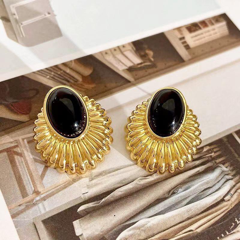 Black Oval Metal Drop Earrings for Women Minimalism Temperament Brincos Hyperbole Fashion Party Jewelry