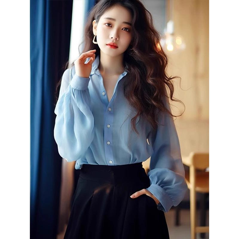 Stylish Korean Hong Kong Blue Long-Sleeve Versatile Top for Women