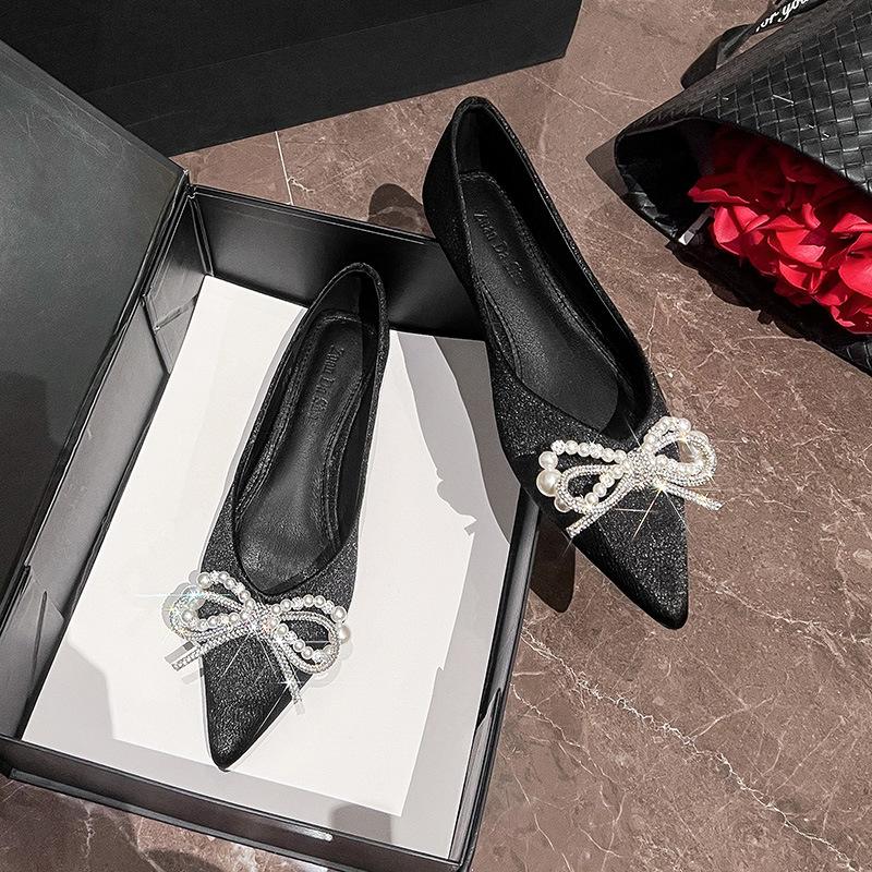 Pointed Single Shoes Women's New Bow Rhinestone Light Mouth Black Women's Temperament Flat Bottom Ladyshoes