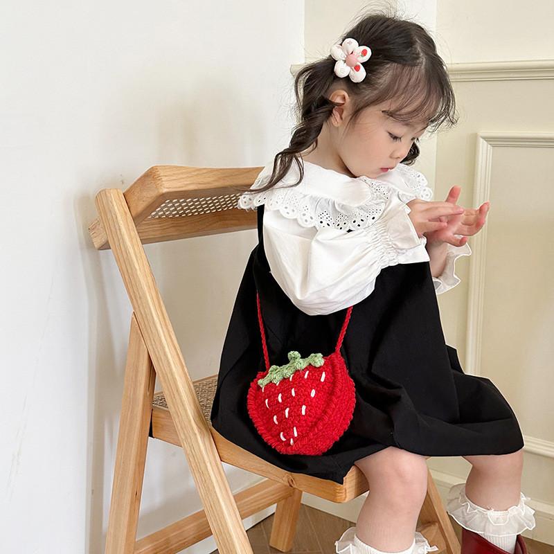 Adorável Porta-moedas Infantil Tricotado à Mão Bolsa Mini Transversal Fofa de Morango Para Meninas