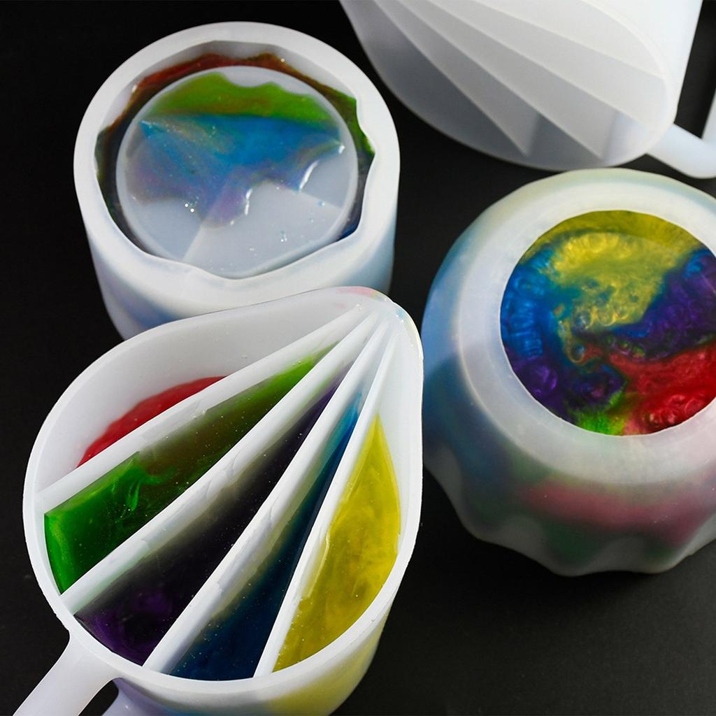5 Compartment Silicone Mixing Cup Silicone Distributing Cup Silicone Split Cup Resin Mixing Cups for Crafts Art Projects