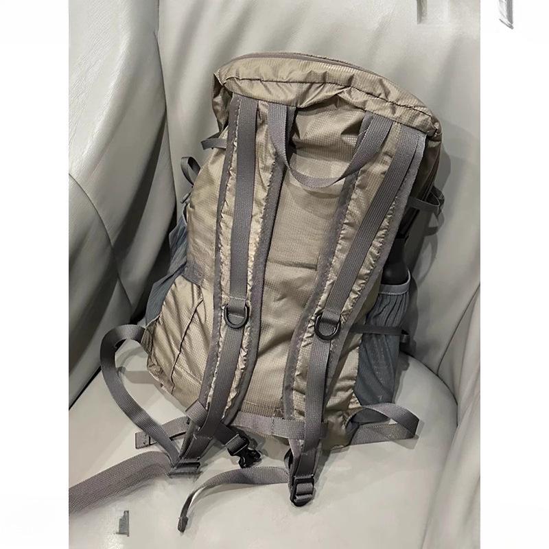 Ultralätt Vattentät Hopfällbar Vandringsryggsäck för Sommarens Utomhusäventyr