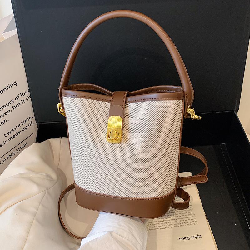 This year's popular super popular niche bag 2025 new women's bag summer foreign style versatile messenger bag portable bucket bag