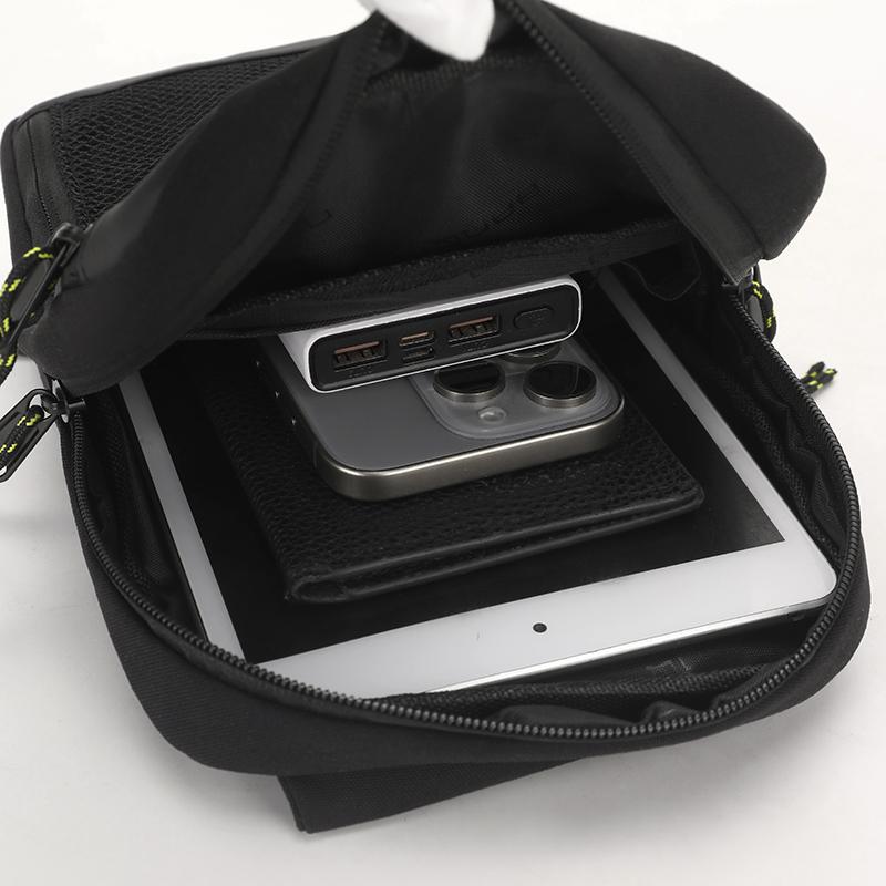 Men's Chest Bag Outdoor Sports Shoulder Bag Waterproof Lightweight Outdoor Crossbody Bag