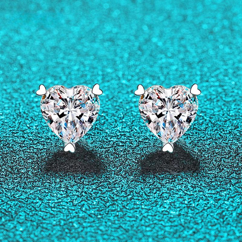D Color 1ct Heart Cut Moissanite Stud Earrings for Women White Gold Plated 100% S925 Solid Silver Wedding Luxury Quality Jewelry