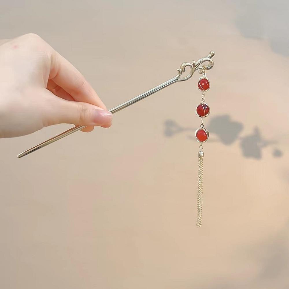 1pc Festive Red Lantern Hairpin Modern Chinese Step-Shake Clip with Tassels for Hanfu Casual Updos Women's Hair Jewelry