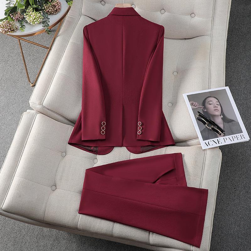 2026 Modischer Khaki-Blazer mit Temperament für Damen - Professionelles Frühjahrs-/Herbst-Anzug für Jahresversammlungen