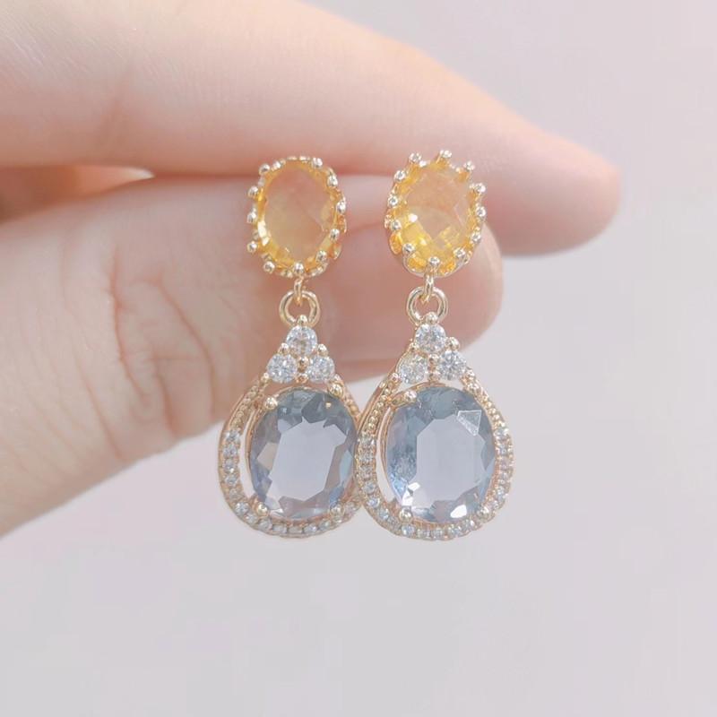 Orecchini con zirconi a goccia d'acqua viola per donna 2023 Accessori di gioielli per feste di fidanzamento di nozze di nuova moda