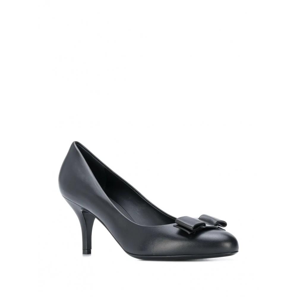 Salvatore Ferragamo Ferragamo Carla Bow Detail Pumps Black