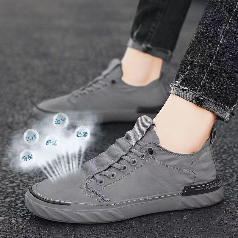 Men's shoes summer 2025 new breathable old Beijing cloth shoes men's one-pedal lazy versatile casual canvas shoes