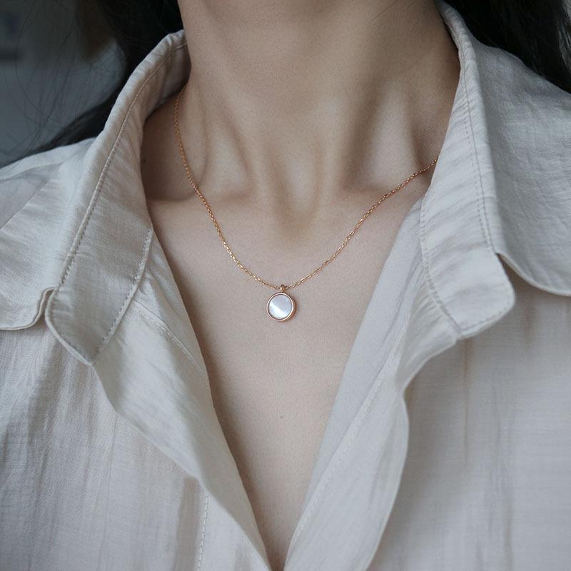 Pearl Butterfly Necklace Female Design Sense High Sense Does Not Fade Accessories Collarbone Chain Tide