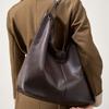 Vegetable Tanned Cowhide Popular Large-Capacity Textured Tote Bag Versatile Shoulder Class Underarm Commuter Bag