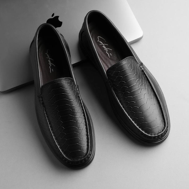 Men's Shoes Spring and Autumn Men's Loafers Sleeve Embossed Snake Pattern Leather Shoes Men's Cowhide Business Gentleman Casual Shoes Men's