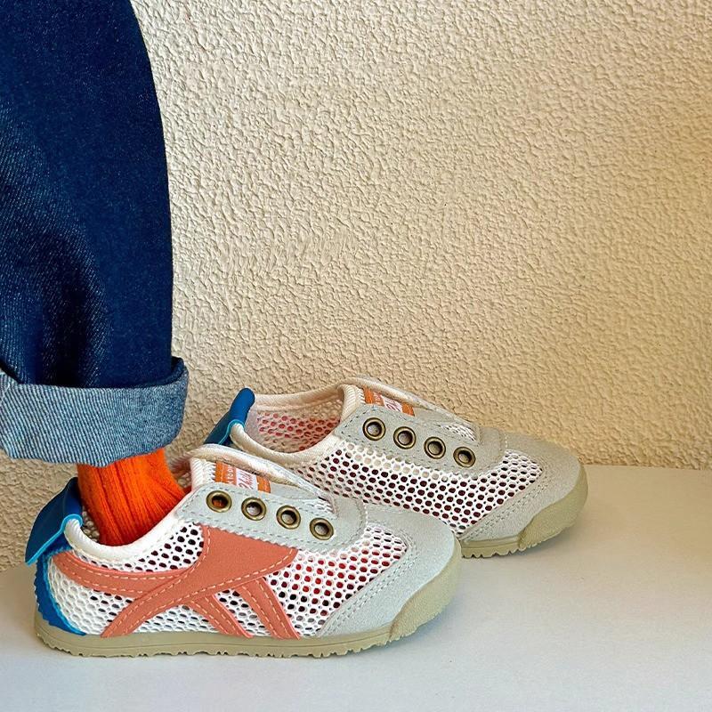 

Children s sports shoes 2025 spring new kindergarten indoor baby shoes breathable girls shoes soft sole non-slip boys shoes 26 inner length 16CM