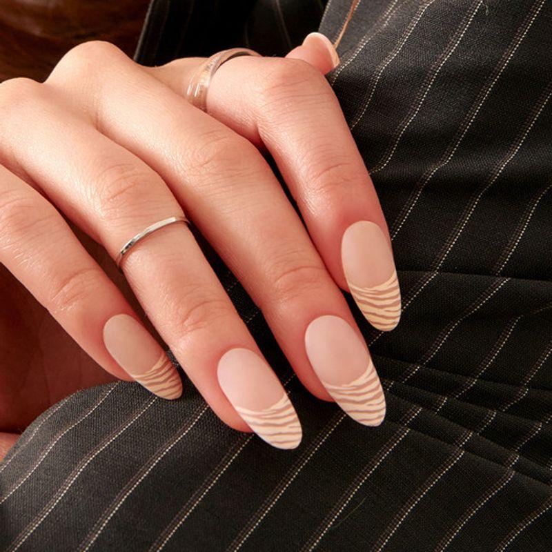 

Reusable Nail Tips Gravy French (Almond)