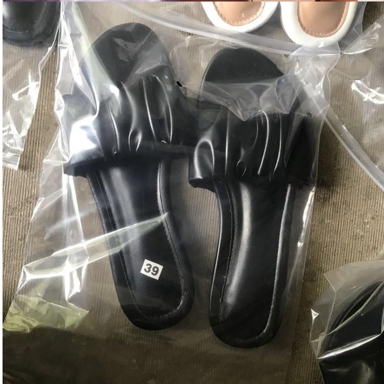 2025 Autumn New European and American Flat-bottomed Cool Slippers Women Wear Large Size Pleated Slippers Slippers