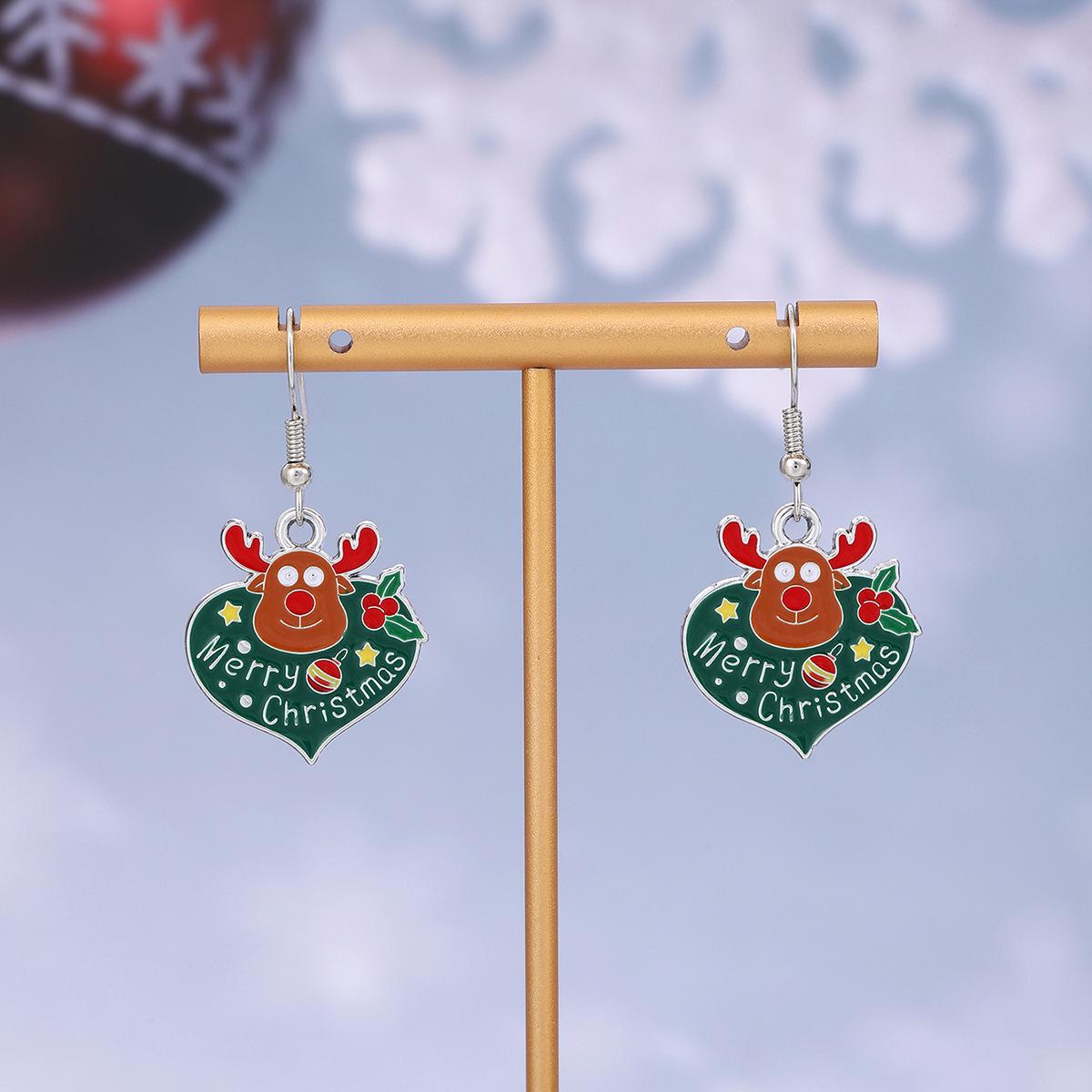 

European & American Christmas Tree Wreath Earrings - Cute & Creative Gingerbread Bell Design for Women