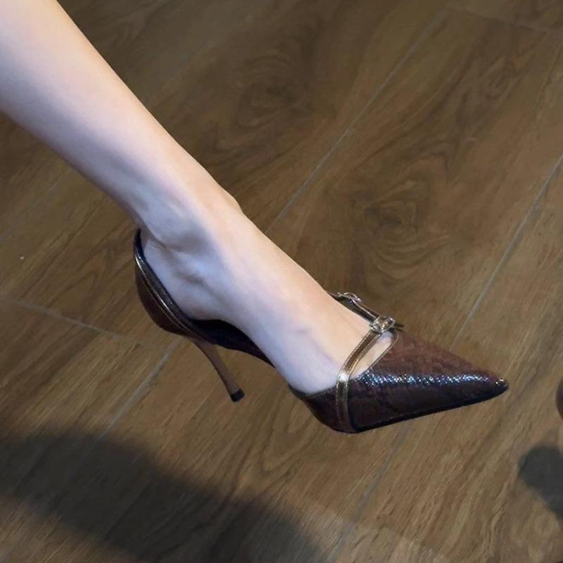 Fashion Thin Hollow Single Shoes for Women Fashion Pointed Shallow Mouth Metal Buckle Anti-slip Wear-resistant Low-top Heels