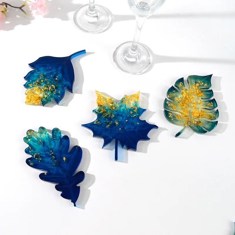 Christmas Table Decoration DIY Handmade Leaf Coaster Mold Christmas Series Crystal Epoxy Mold Resin Maple Leaf Silicone Molds