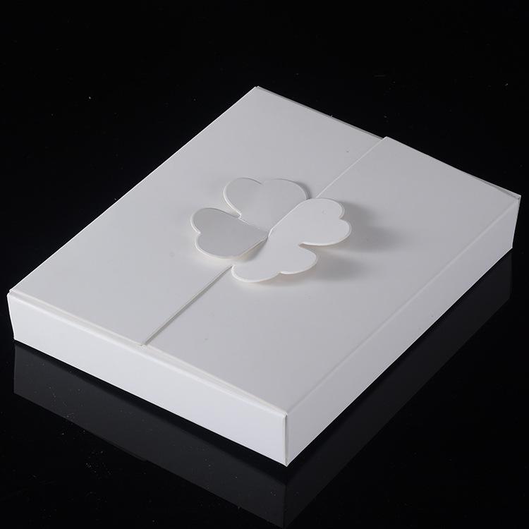 Clover - Shaped Kraft Paper Gift Boxes: A Symbol of Luck and Creativity