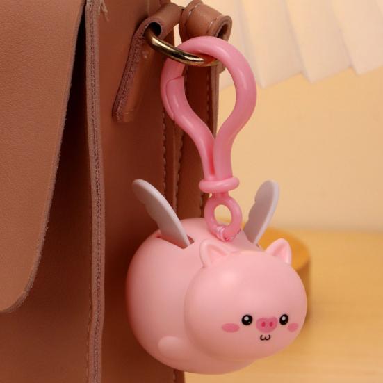 1/2Pcs Pig Keychain Pendant with Flapping Wings Pull String to Vibrate