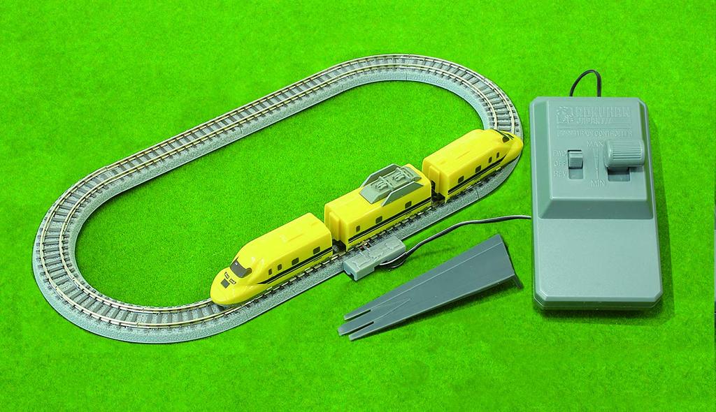 Rokuhan Z Gauge Z Shorty 923 Doctor Yellow Starter Set Railway Model Beginner Set (T5 Formation) SG002-1