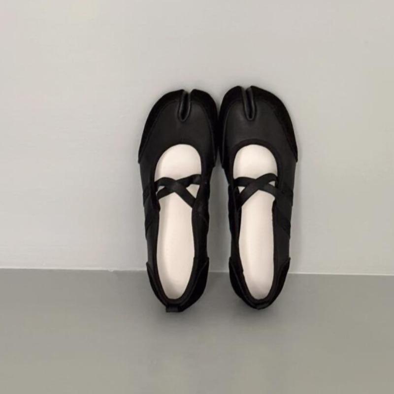 Black Silver Red Ballet Flats Trainers Women Split Toe Ballerina Tabi Walking Sneakers Woman Mary Jane Shoes Footwear Summer